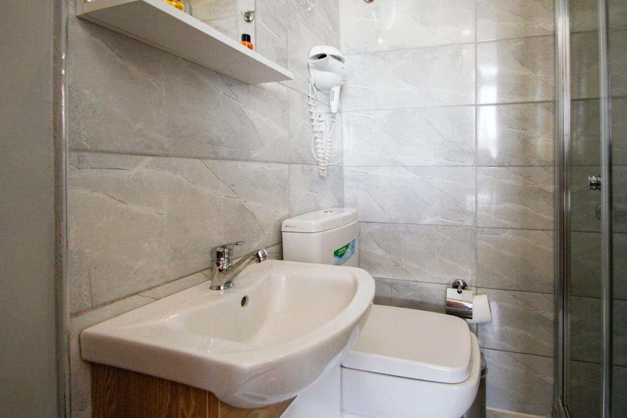 Boutique California Hotel Истанбул Екстериор снимка